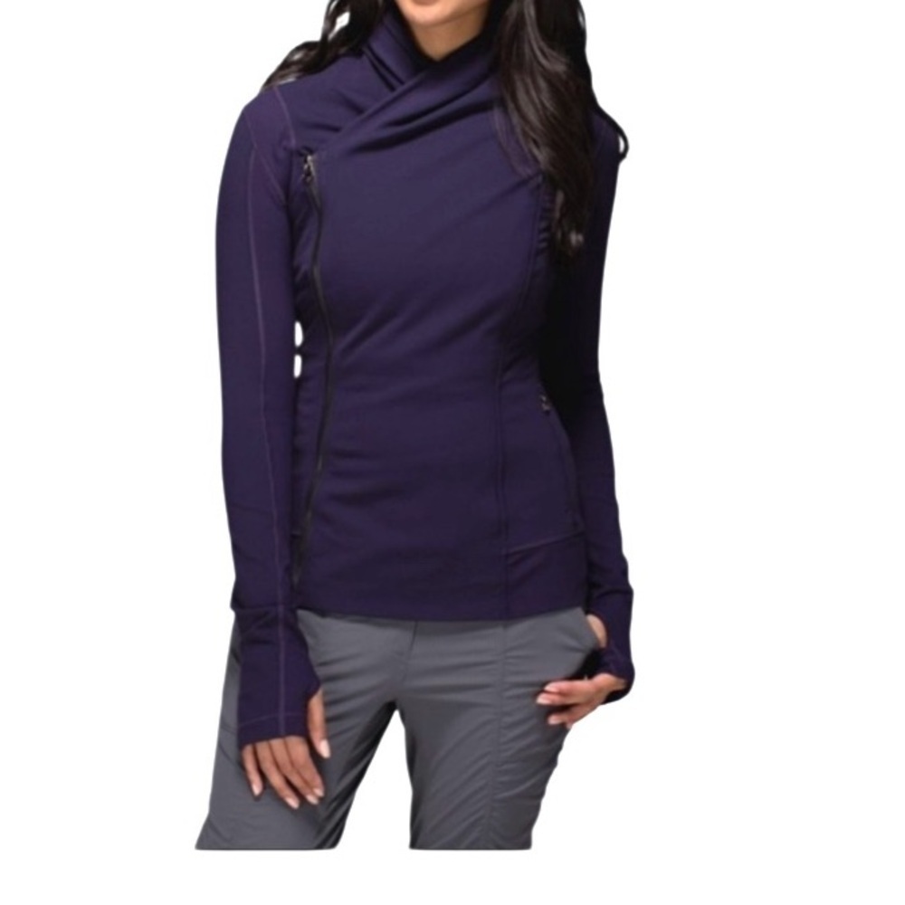 Lululemon Bhakti Yoga Jacket
Black Grape Women’s Size 6